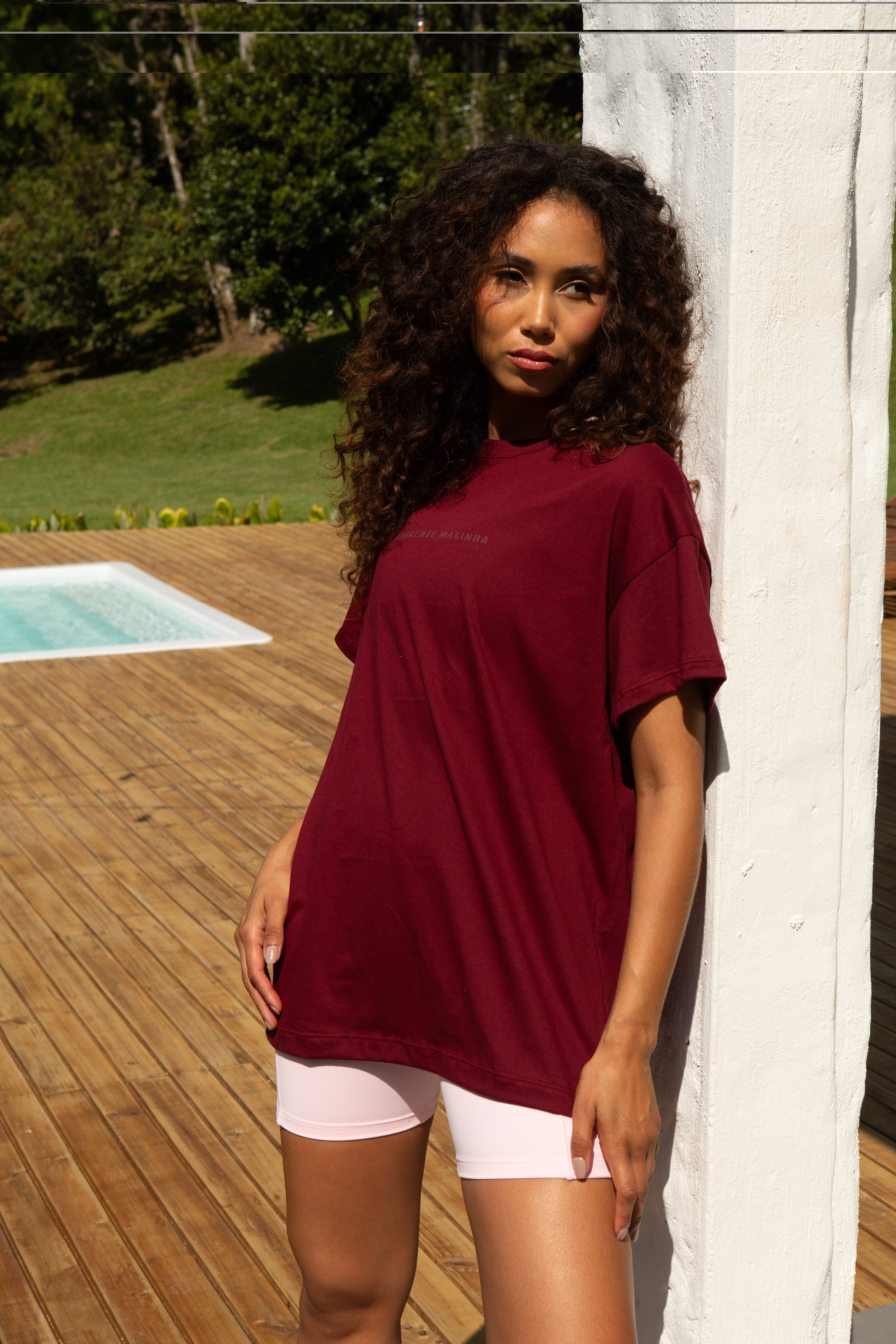 Camiseta Solare Oversized Marsala